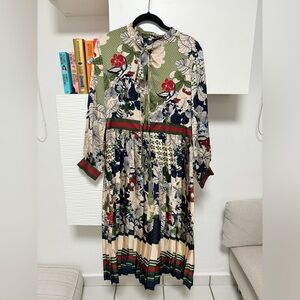 Elegant long sleeve plaited dress